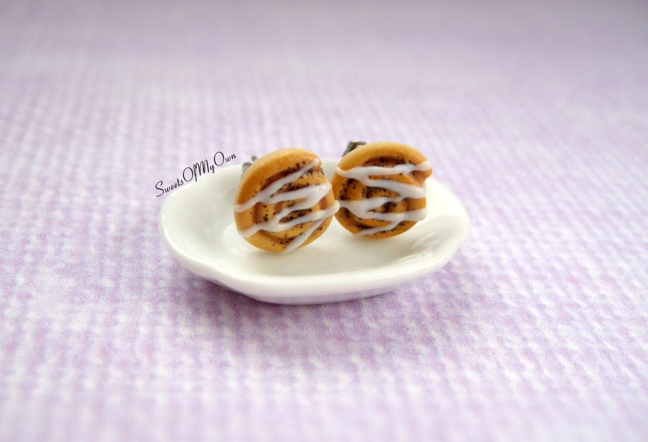 Cinnamon Bun Cinnamon Swirl - Stud Earrings