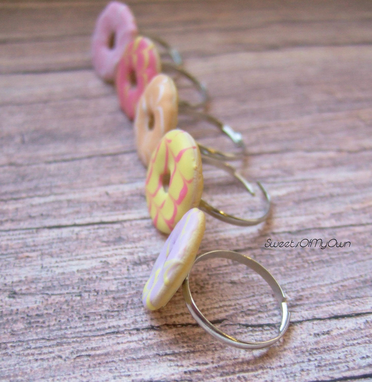 Party Ring Biscuit Ring - SweetsOfMyOwn