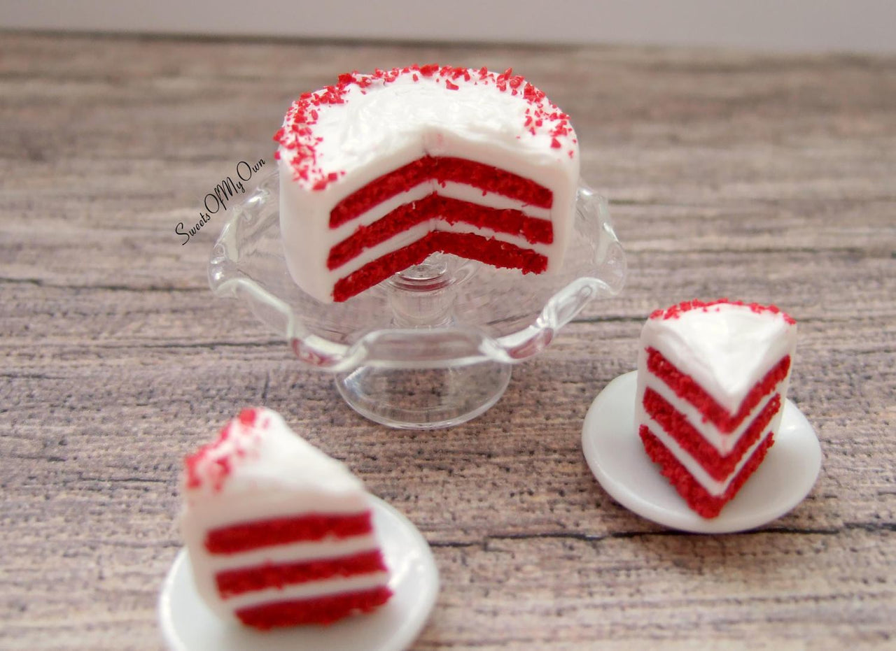 MTO - Miniature Red Velvet Cake - Doll House 1:12 Scale - SweetsOfMyOwn