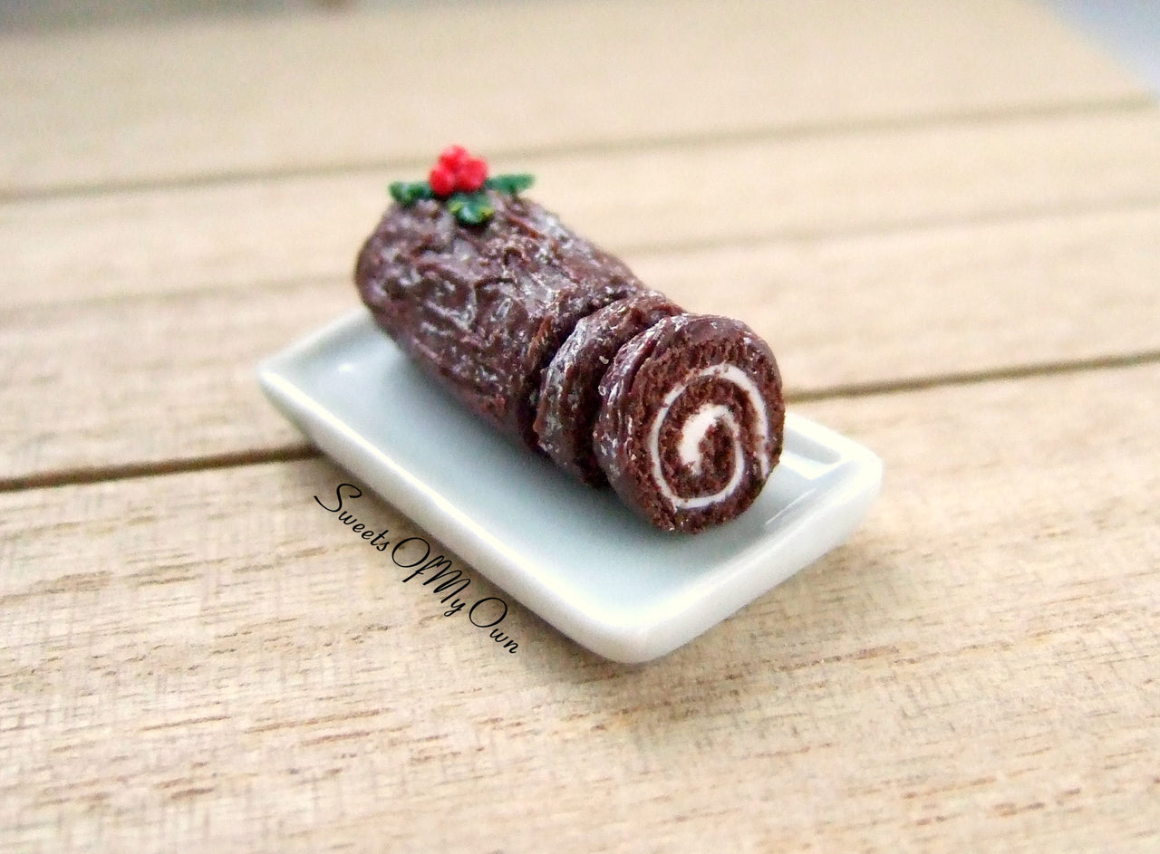Miniature Christmas Yule Log - Doll House 1:12 Scale - MTO