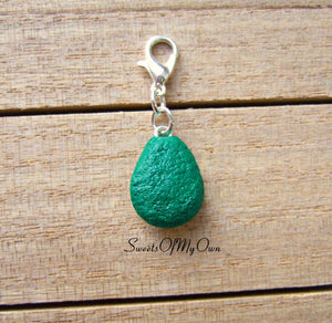 Avocado Half Charm - 1.5cm in size - SweetsOfMyOwn