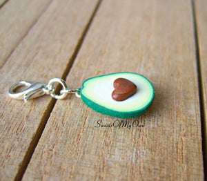 Avocado Half Heart Charm 1.5cm in size - SweetsOfMyOwn
