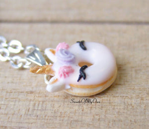 Smiling Unicorn Doughnut Charm (small) - SweetsOfMyOwn