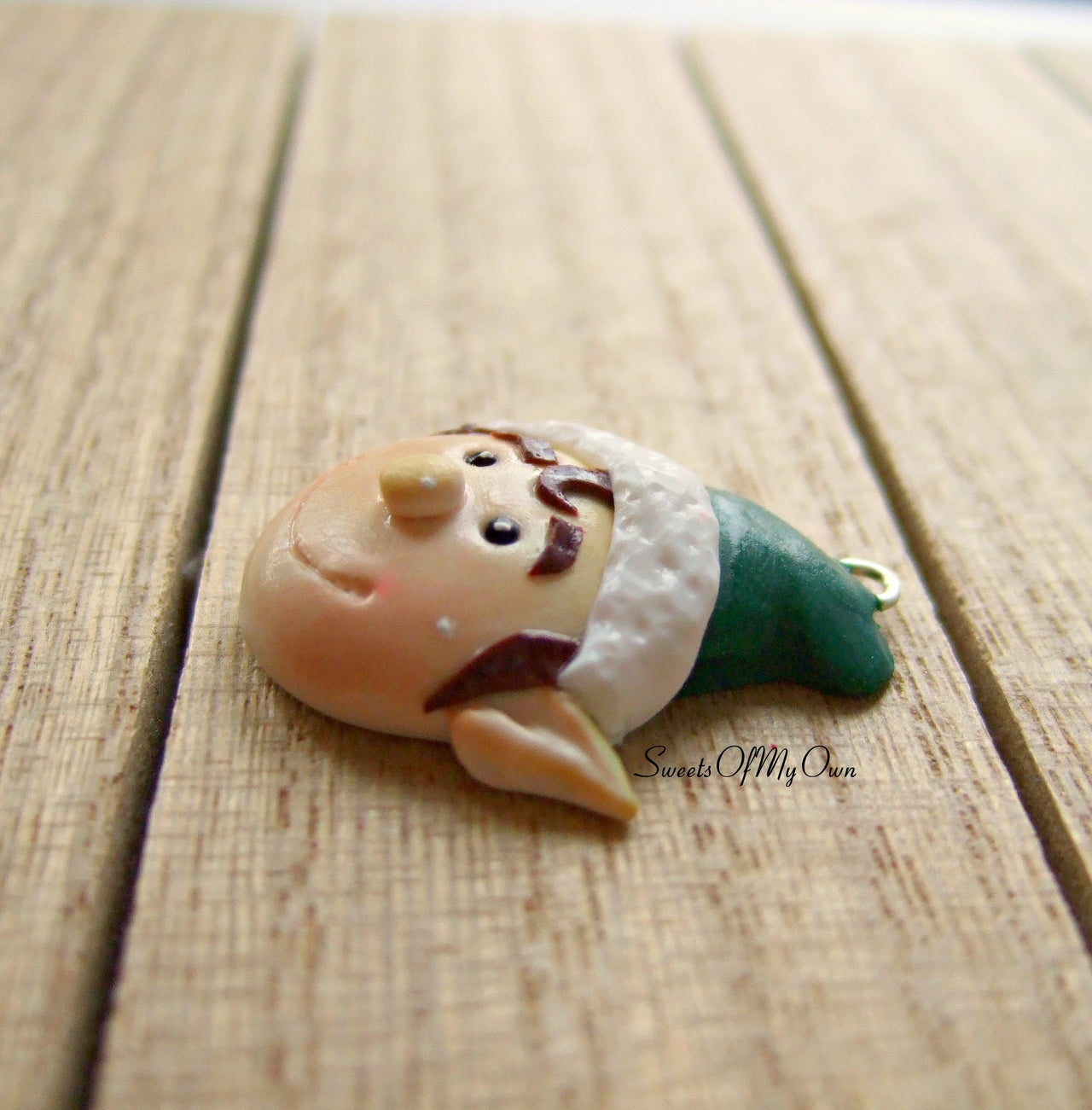 Christmas Elf Charm - SweetsOfMyOwn