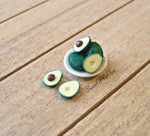 Miniature Avocado Set  1:12 Scale - SweetsOfMyOwn