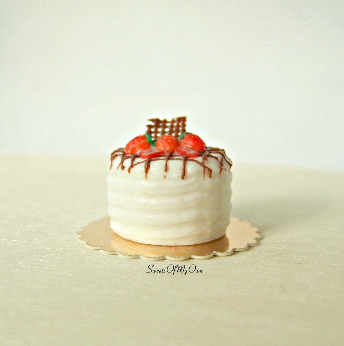 Mini White Strawberry Cake Miniature with Chocolate Drizzle 1:12 Scale - SweetsOfMyOwn
