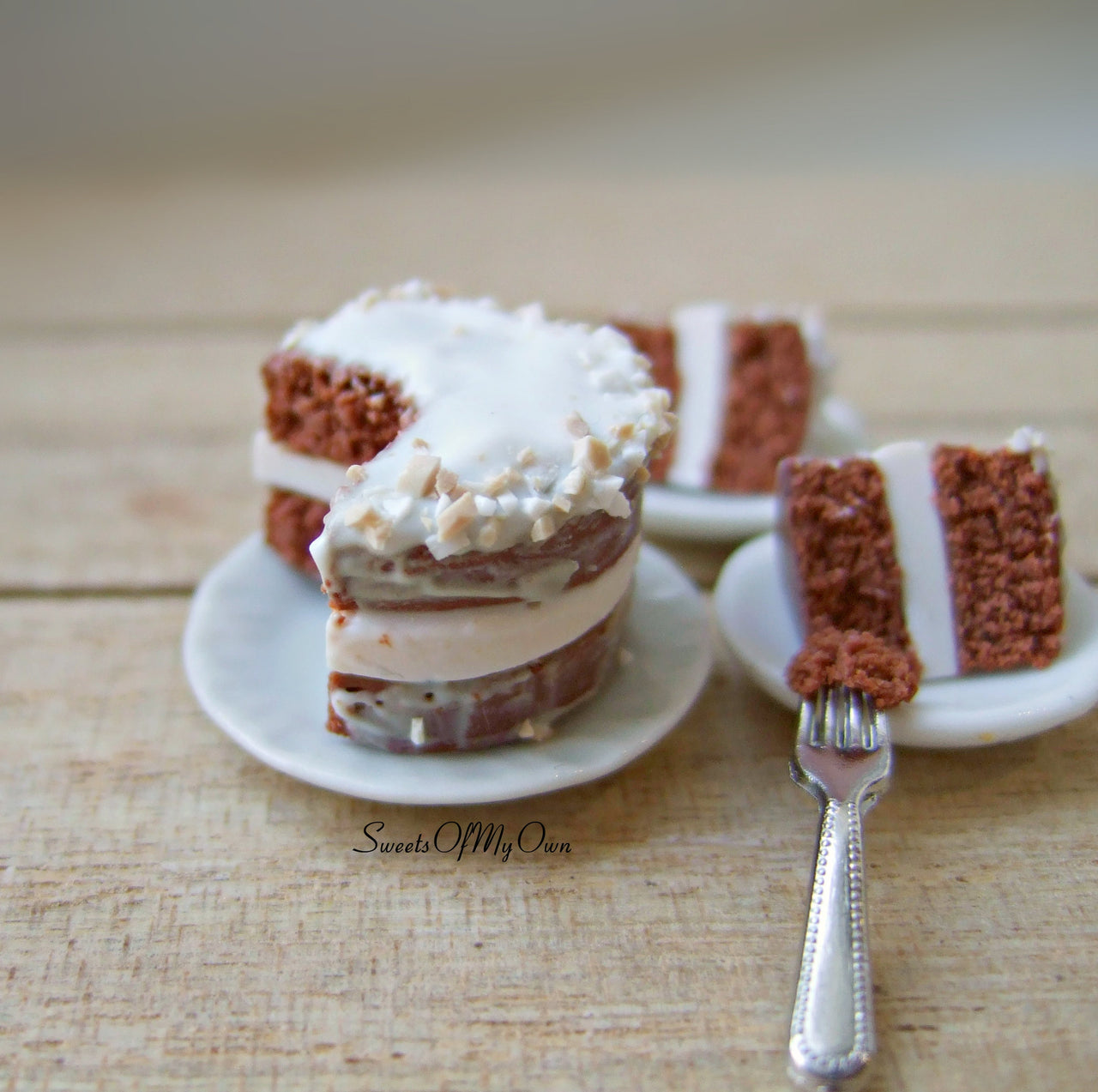 Carrot Cake Miniature - SweetsOfMyOwn