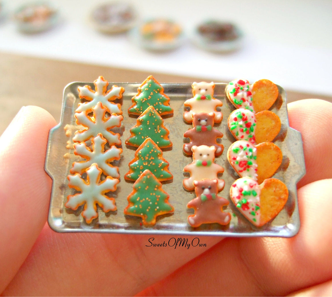 Miniature Christmas Biscuit Set - Shortbread Snowflake, Tree, Bear, Heart 1:12 Scale - SweetsOfMyOwn