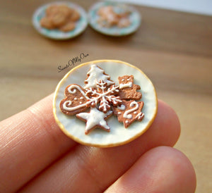 Plate of Miniature Biscuits - Gingerbread Mixed Designs 1:12 Scale - SweetsOfMyOwn