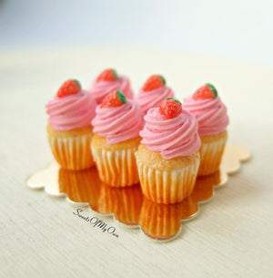 Miniature Pink Swirl Frosting Strawberry Cupcakes 1:12 Scale - Set of 6 - SweetsOfMyOwn