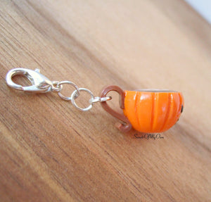 Pumpkin Face Mug with Pumpkin Latte Art - Necklace/Charm - MTO