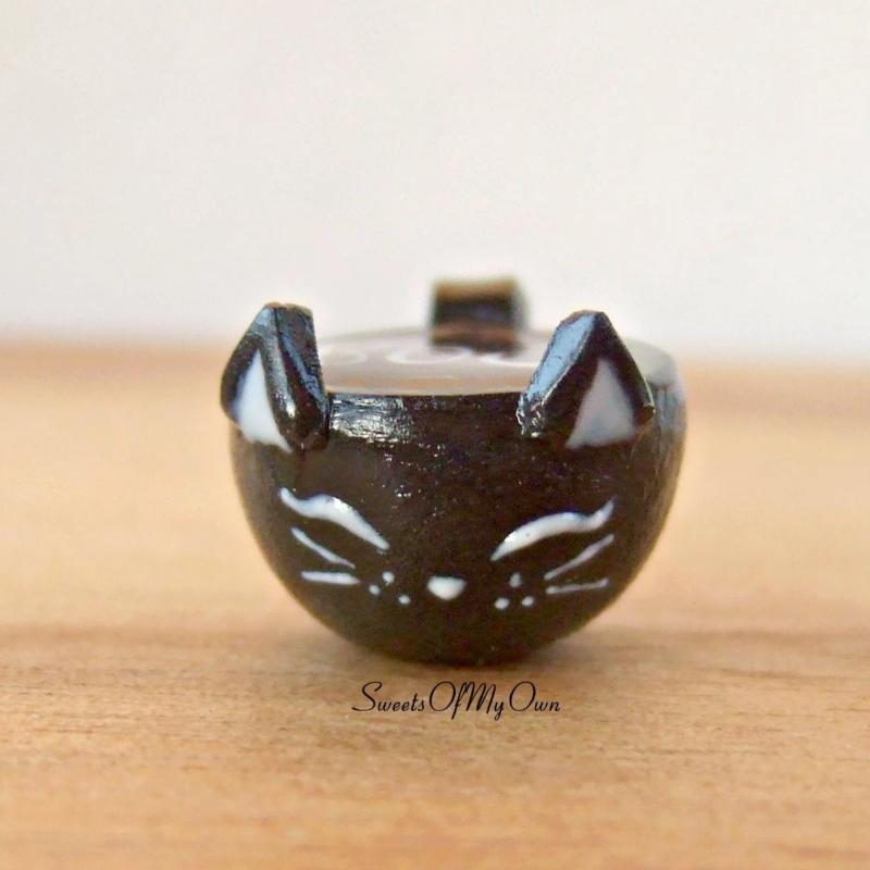 Black Cat Mug with Boo! Latte Art Miniature - SweetsOfMyOwn