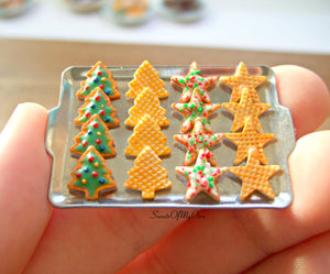 Miniature Christmas Biscuit Set - Shortbread + Wafer Tree, Star 1:12 Scale - SweetsOfMyOwn