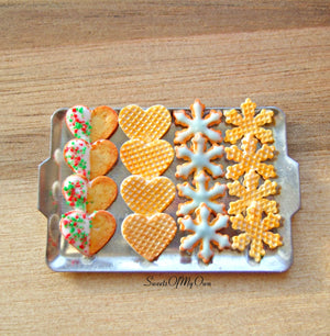 Miniature Christmas Biscuit Set - Shortbread + Wafer Heart, Snowflake 1:12 Scale - SweetsOfMyOwn