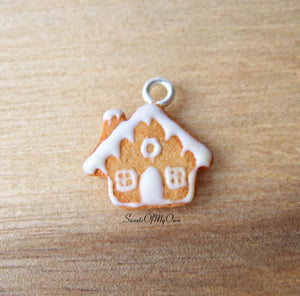 Gingerbread House Charm (small) - SweetsOfMyOwn