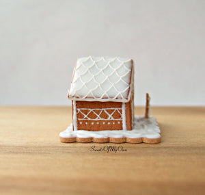 Miniature White Icing Style 4 Gingerbread House 1:12 Scale - SweetsOfMyOwn