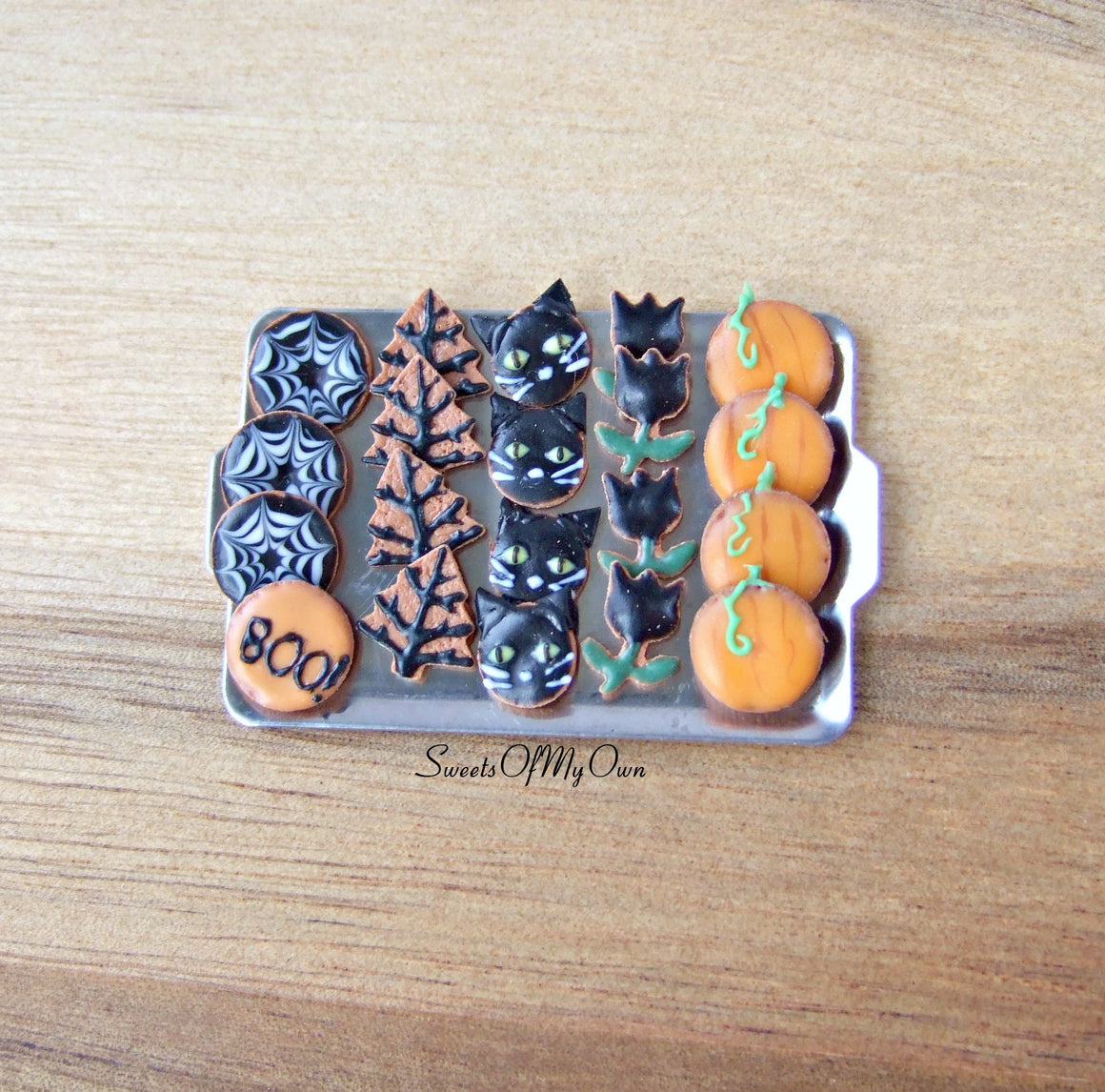 Miniature Halloween Biscuit Set 1:12 Scale - Gingerbread Tray 1 - SweetsOfMyOwn