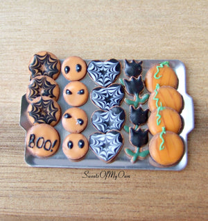 Miniature Halloween Biscuit Set 1:12 Scale - Gingerbread Tray 4 - SweetsOfMyOwn