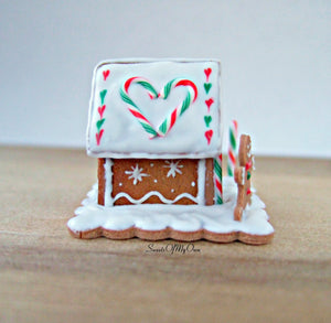 Miniature Heart Candy Cane Roof Gingerbread House - 1:12 Scale - SweetsOfMyOwn