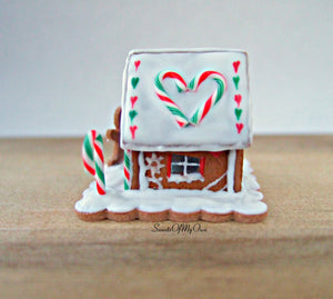 Miniature Heart Candy Cane Roof Gingerbread House - 1:12 Scale - SweetsOfMyOwn