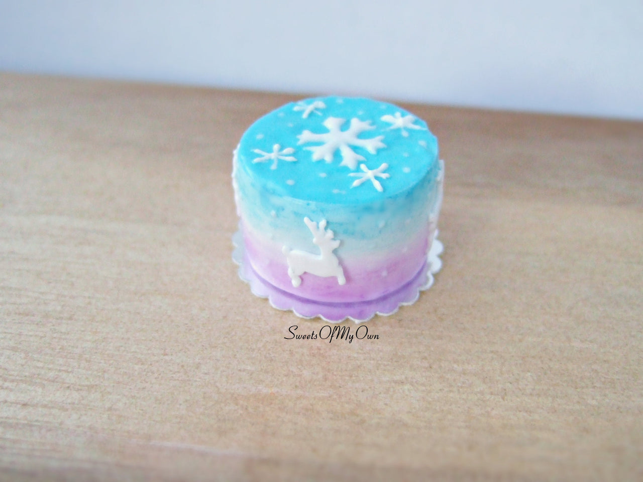 Miniature Pastel Winter Reindeer Cake 1:12 Scale - SweetsOfMyOwn