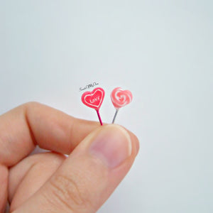 Miniature Pink and White Heart Lollipops - Doll House 1:12 Scale - SweetsOfMyOwn
