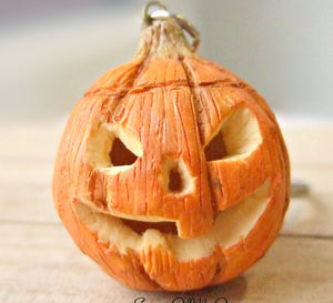 Pumpkin Jack-O'-Lantern Charm (3.5cm in size) - Necklace/Charm/Keychain - MTO