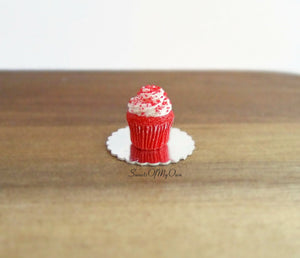 Miniature Red Velvet Cupcake - Doll House 1:12 Scale