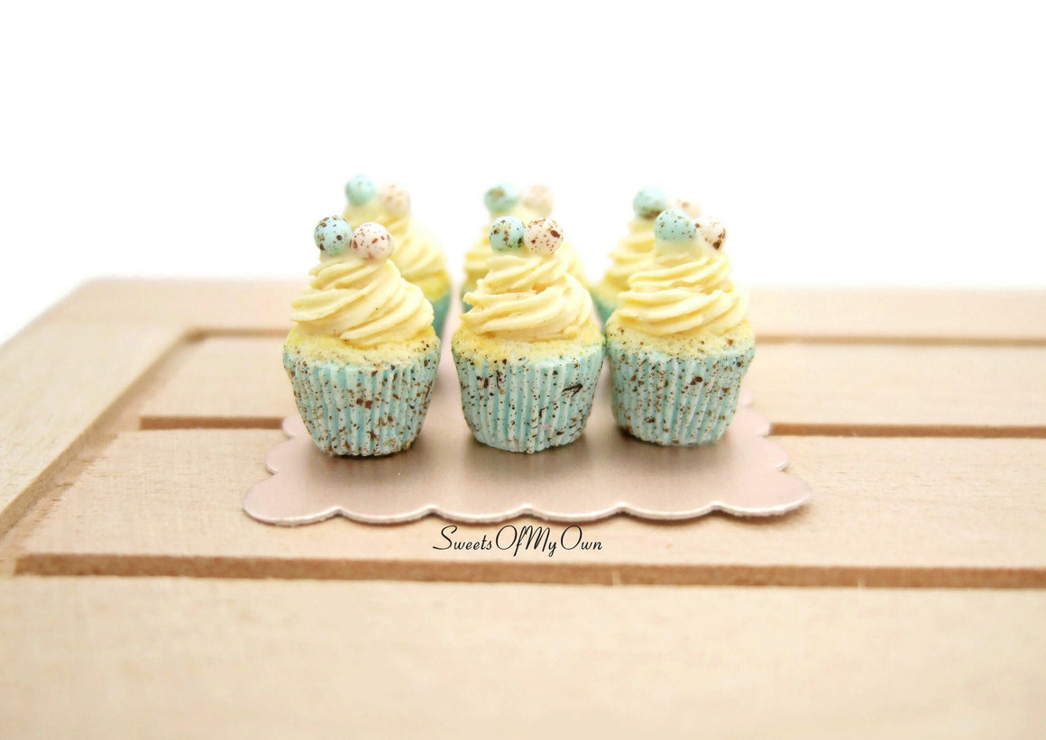 Miniature Light Blue Mini Egg Theme Vanilla Cupcakes - 1:12 Scale