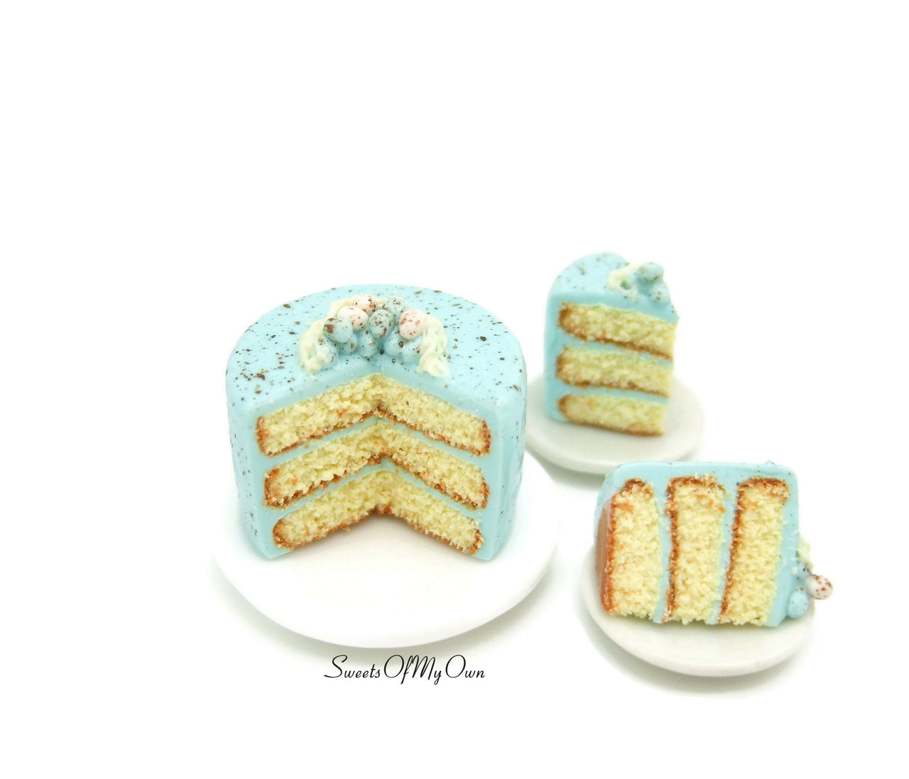 Light Blue Mini Egg Frosted Vanilla Sponge Cake - Miniature 1:12 Scale