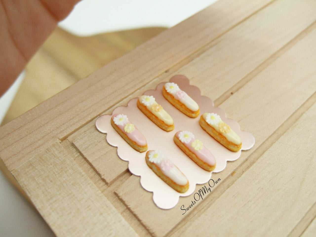 Miniature Eclairs Spring Flower Theme - Doll House 1:12 Scale